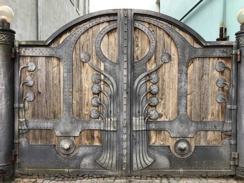 "Сказочные" кованые ворота